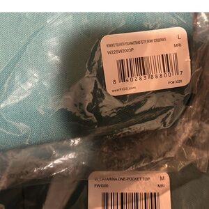 Figs Women's Aqua Scrub Set